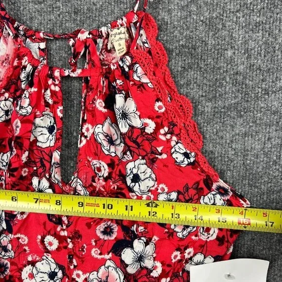 NWT Eyeshadow Red Floral Halter Romper Sz S Play Suit Boho - Picture 7 of 10